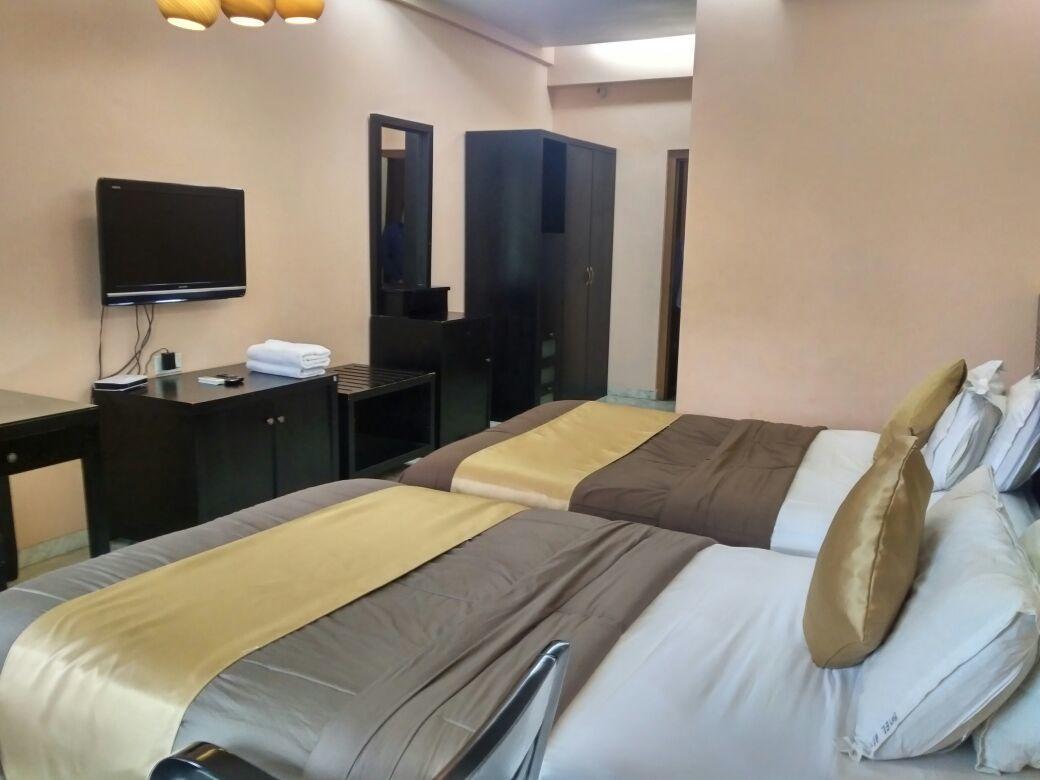 Hotel Aristro Lonavala Eksteriør bilde